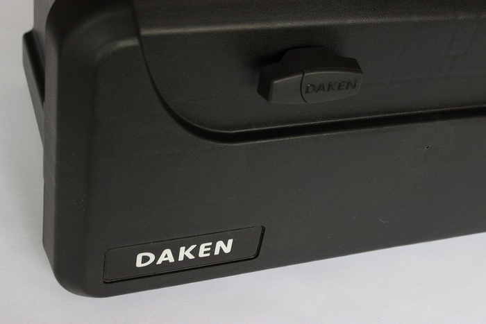Caisse pour outils Daken BLACKIT 750 avec supports de montage à serrure double