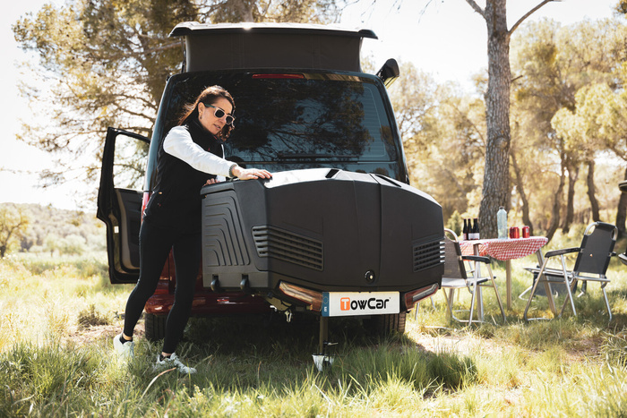 Towbox V3 Camper noir - coffre à bagages monté sur boule d&#39;attelage