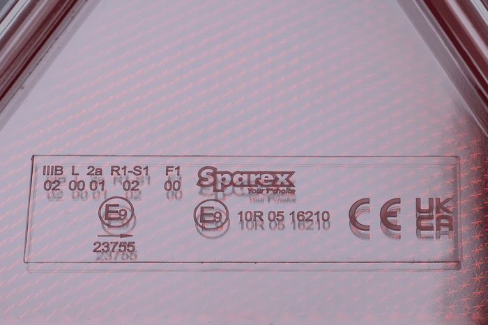 Feux arrière LED SPAREX CONNIX PLUS S.162710, 6 fonctions gauche + droit, sans fil, magnétiques