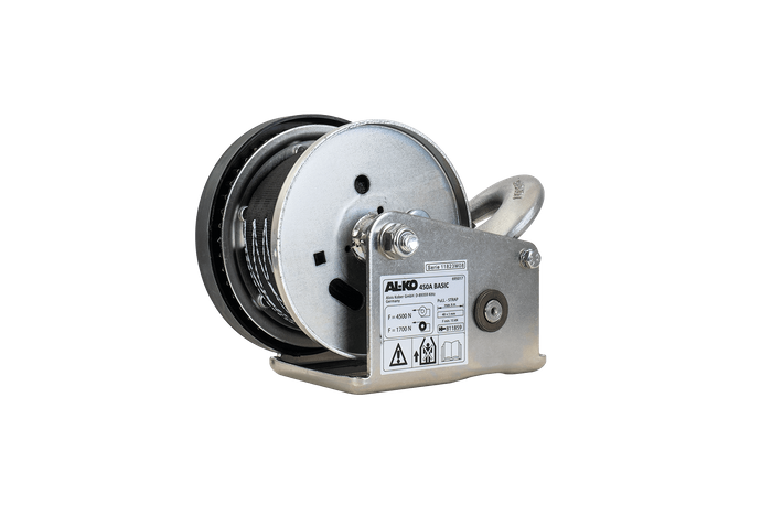 Treuil manuel pour remorque dépanneuse AL-KO 450kg avec une courroie de 6m, frein et déroulement automatique