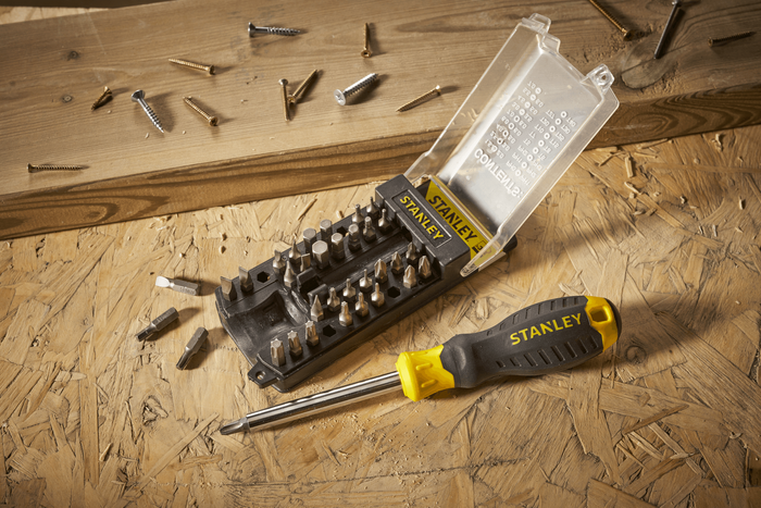 Tournevis STANLEY MULTIBIT 34 pièces avec jeu d&#39;embouts