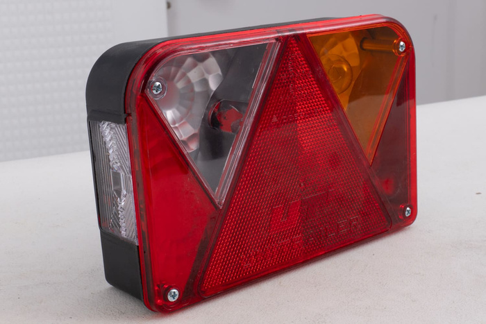 SORTIE Feu arrière DOBPLAST DPT35 5 fonctions droite