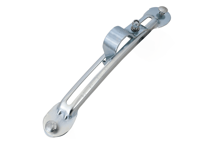 Support pour fixation de garde-boue DOMAR, réglable, galvanisé