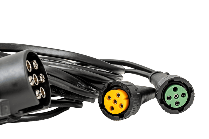 Kit d'éclairage : feux arrière ASPÖCK MULTIPOINT V + feux de gabarit latéraux ASPÖCK FLEXIPOINT I + faisceau ASPÖCK 4,5 m 7 broches