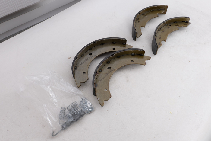 Mâchoires de frein pour essieux freinés KNOTT 250x40