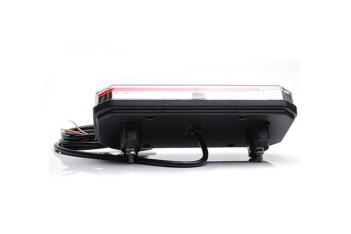 Feu arrière WAŚ W150 1111L/P LED 6 fonctions universel
