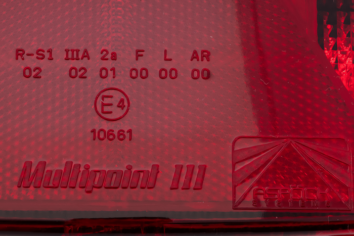 Feu arrière ASPÖCK Multipoint III, 8 fonctions, gauche