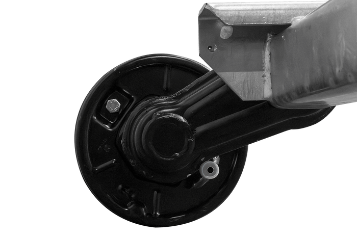 Essieu freiné KNOTT VGB13M pour remorque/porte-voitures 1350 kg 1900 mm 2350 mm 5x112