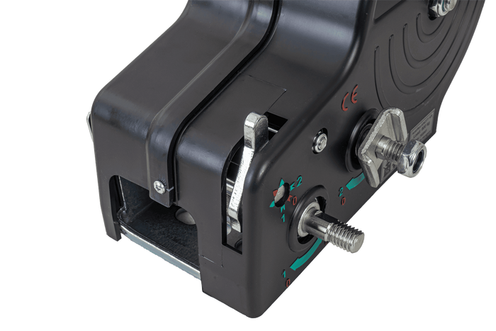 Treuil manuel pour remorque KNOTT 6X0017.311, 900kg avec sangle