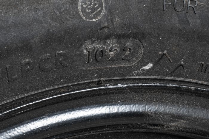 OUTLET Roue de remorque PNEU LINGLONG 155/70 R13 75N UNITRAILER JANTE noire 4Jx13"H2 4x100 ET:30