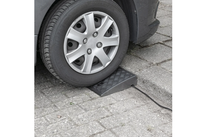Ensemble de deux rampes d'accès ProPlus 361570, rampes en caoutchouc de 7 cm, capacité de charge de 3000 kg