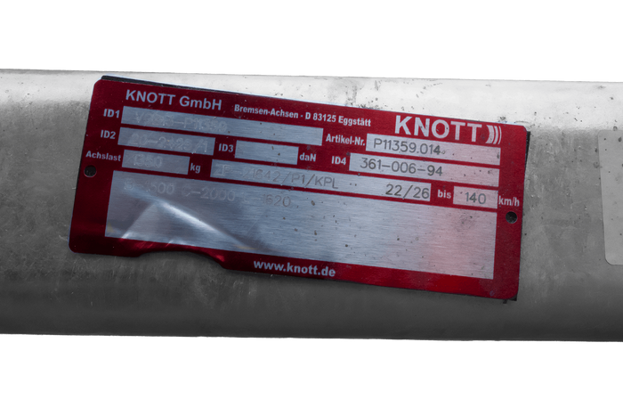Essieu freiné KNOTT P11359.014 VGB13 pour remorque à bateau 1350 kg 1500 mm 2000 mm 5x112