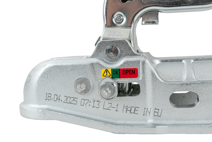 Attelage à boule STEELPRESS BC-3000C-00-00 pour remorque de 3000 kg avec timon tubulaire de 50 mm, en fonte