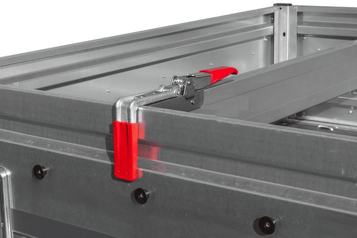 Poutre latérale UNITRAILER pour sécuriser la cargaison 2400-2700 mm