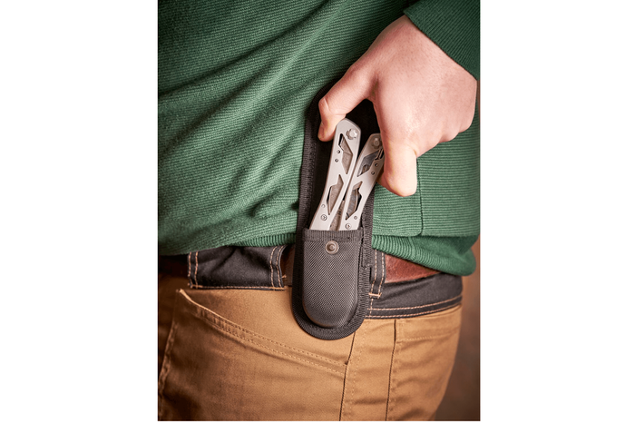 Outil multifonction STANLEY 12 en 1 