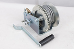 Treuil manuel OUTLET pour remorque KNOTT 1135 kg avec câble en acier