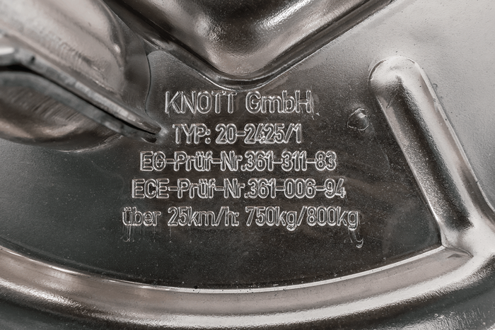 Kit de frein avec disque d'ancrage KNOTT 24489.70K frein 200x50 droit