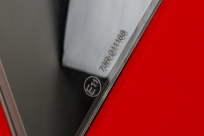 Coffret extincteur 6 kg DAKEN 82020 ADAMANT 671x310x247mm rouge