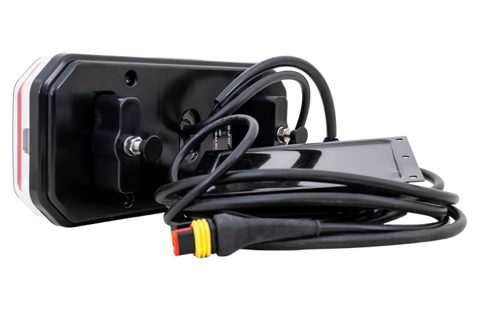 Feu arrière LED WAŚ W150DD, 6 fonctions, universel 