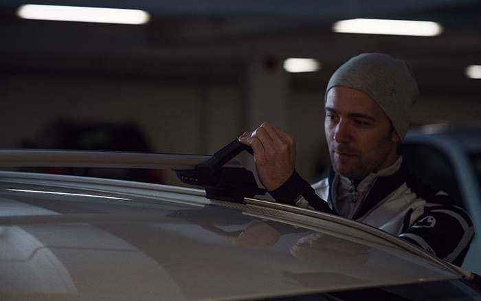 Barres de toit Mont Blanc Xplore 6605 + pieds 7505