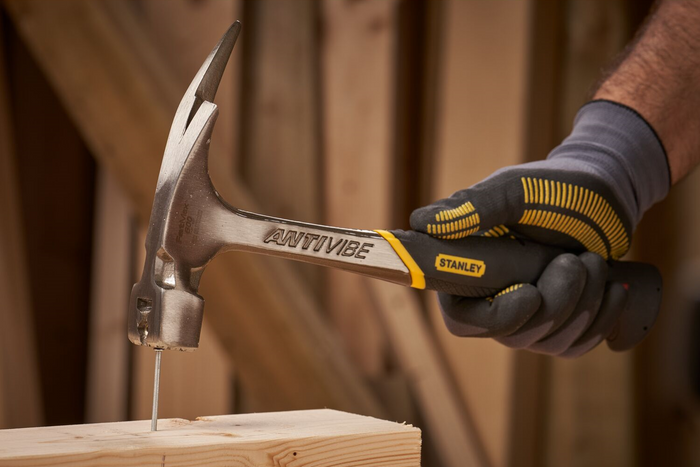 Marteau de charpentier STANLEY Antivibe 1-51-937