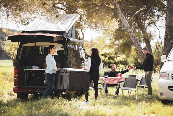 Towbox V3 Camper noir - coffre à bagages monté sur boule d&#39;attelage
