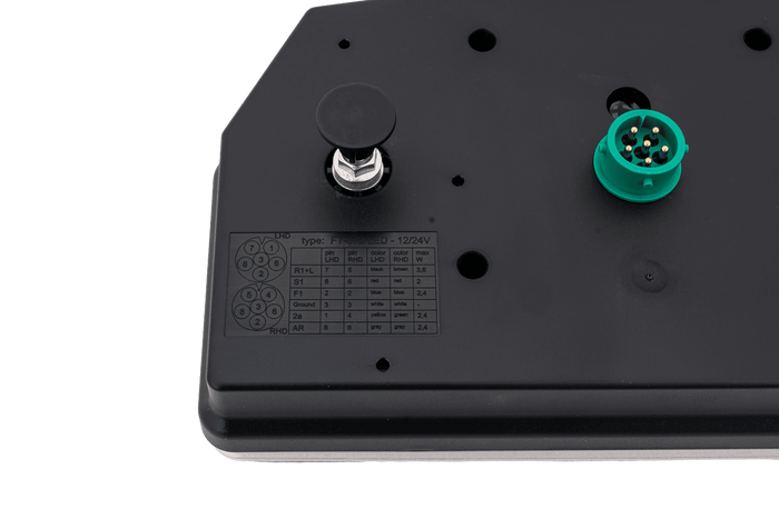 Feu arrière FRISTOM FT-372 LED 6 fonctions droit