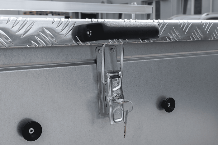 Remorque légère 200x125 UNITRAILER GARDEN 201 KIPP avec côtés BIS et bâche en aluminium