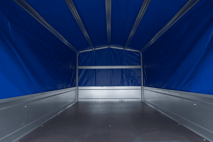 Remorque légère 200x125 UNITRAILER GARDEN 201 KIPP avec châssis H-800 et bâche bleue