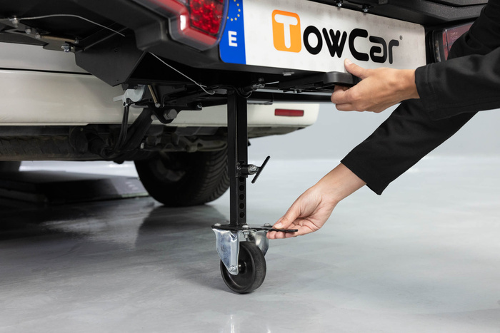 Towbox V3 Camper noir - coffre à bagages monté sur boule d&#39;attelage