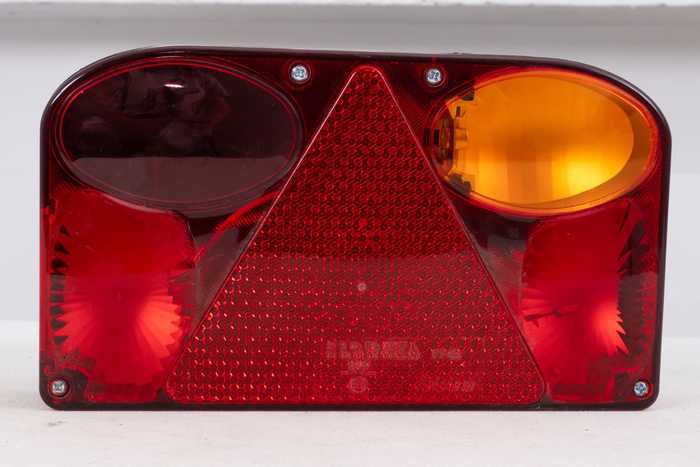 Sortie Feu arrière FRISTOM FT-088 6 fonctions droite