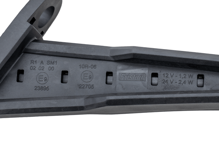 Feu de gabarit droit à LED FRISTOM FT-146 sur bras en caoutchouc