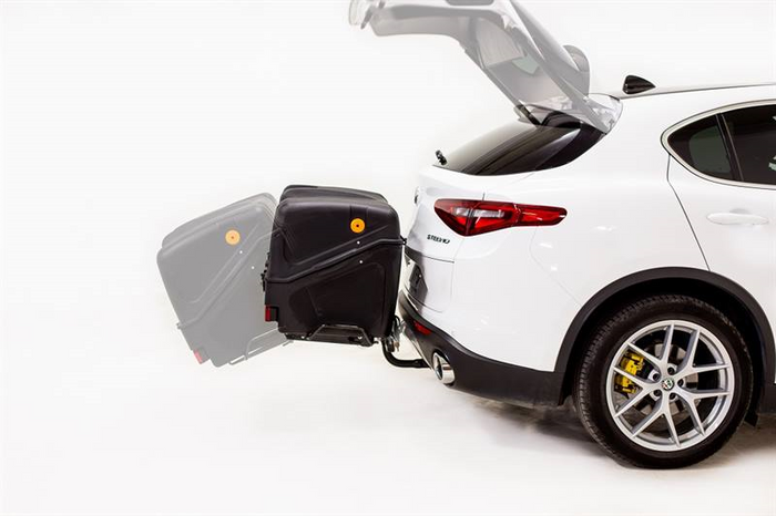 Towbox V1 Black Edition - coffre à bagages monté sur attelage